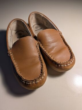 FootMates Tan Leather Moccasin Loafers for Kids Size 12 Boys